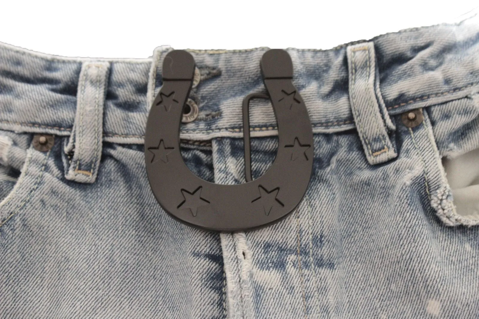 Black Metal Horseshoe Belt Buckle