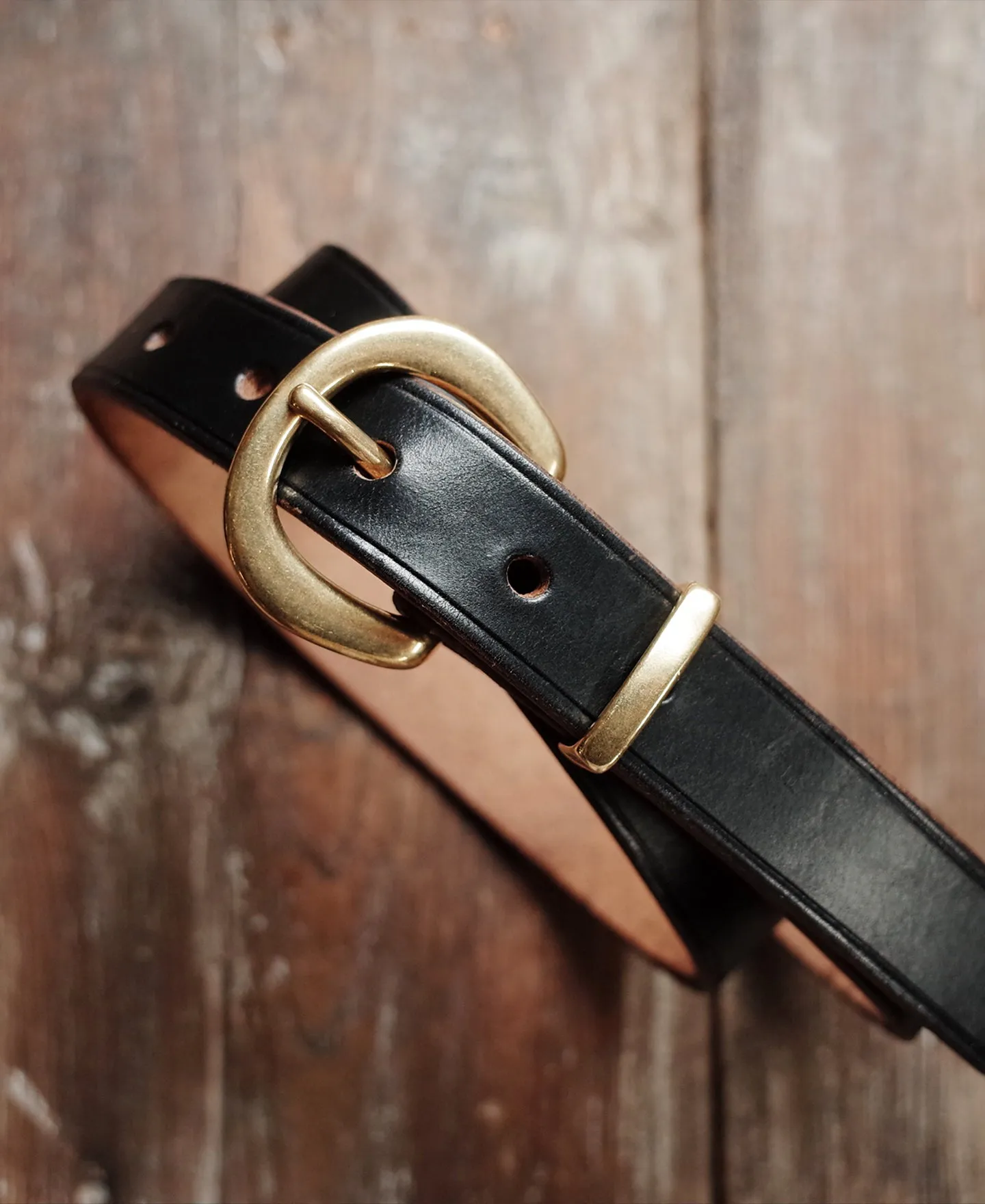 Brass Horseshoe Buckle Slim Leather Belt